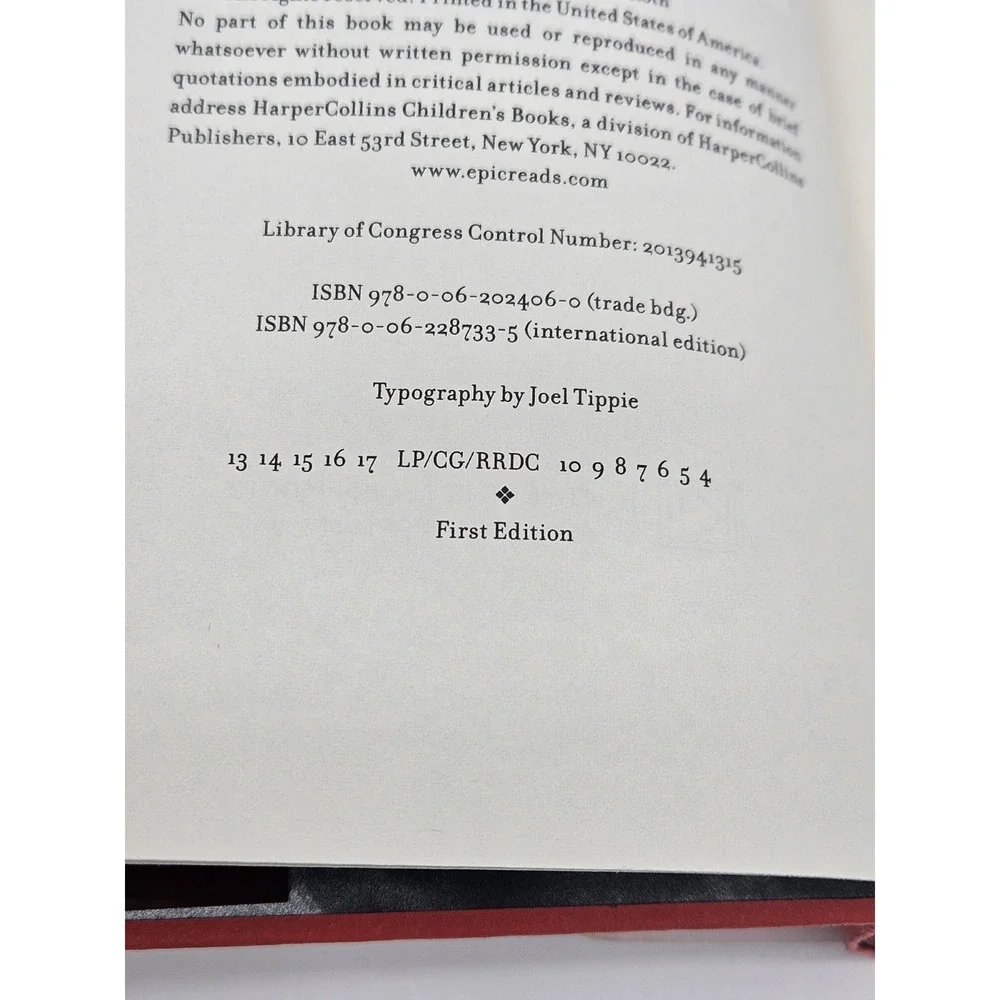 Allegiant By Veronica Roth FIRST EDITION 2012 - Hard Cover - READ